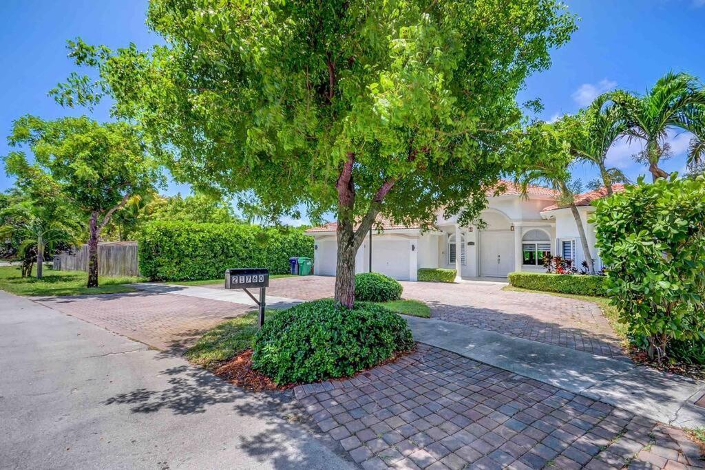Miami 5Br Villa W Heated Pool, Games & Bbq L01 Cutler Bay Eksteriør billede