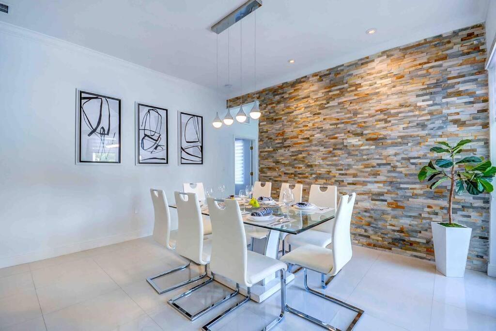 Miami 5Br Villa W Heated Pool, Games & Bbq L01 Cutler Bay Eksteriør billede