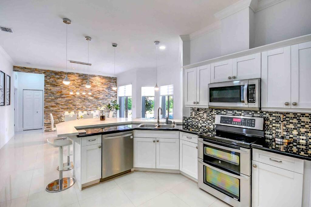 Miami 5Br Villa W Heated Pool, Games & Bbq L01 Cutler Bay Eksteriør billede